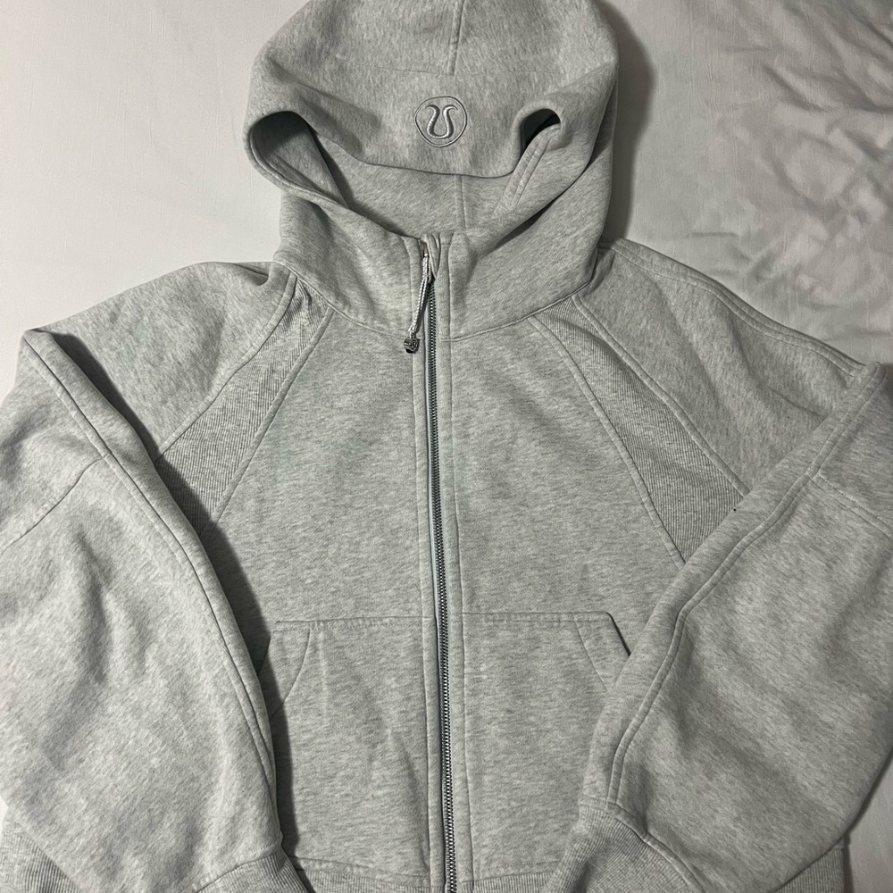 Lululemon Scuba Oversized Gray Full Zip Hoodie - Picture 2 of 2
